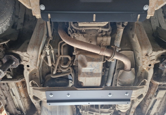 Steel gearbox guard for Mitsubishi Shogun 4 (V80, V90)