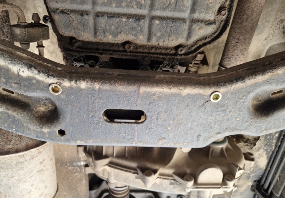 Steel gearbox guard for Jeep Cherokee - KJ