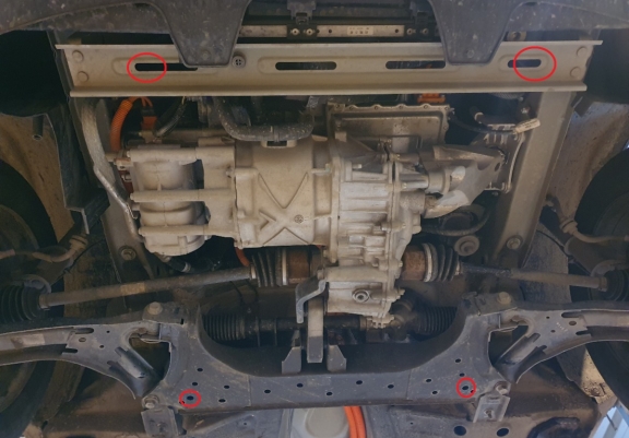 Steel sump guard for Dacia Spring