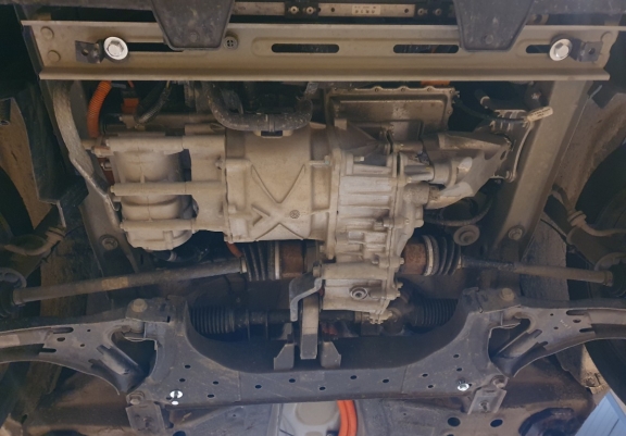 Steel sump guard for Dacia Spring