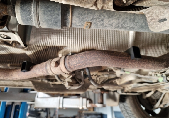 Steel EGR valve guard  for Dacia Duster