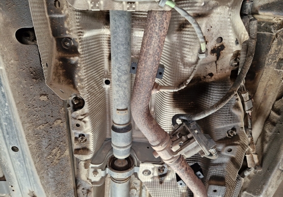 Steel EGR valve guard  for Dacia Duster