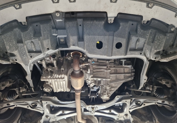 Steel sump guard for Toyota Yaris - petrol