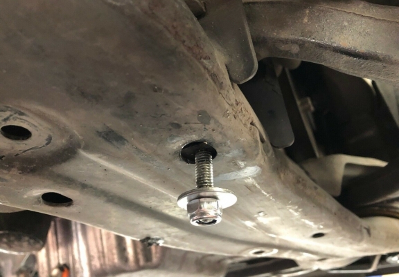 Steel sump guard for the protection of the engine and the gearbox for Honda Accord