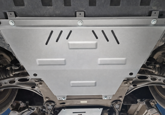 Aluminium  sump guard for Nissan NV300