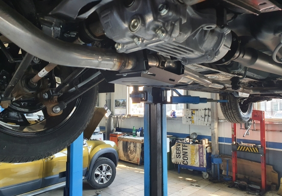 Aluminium EGR valve guard  for Dacia Duster