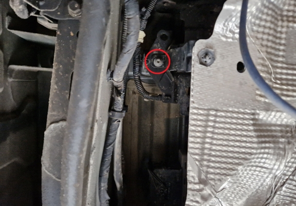 Steel catalytic converter guard/cat lock for Renault Trafic