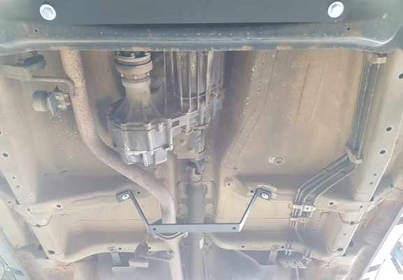 Steel sump guard for Suzuki Grand Vitara - promotional package