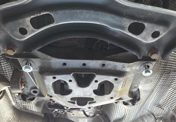 Steel sump guard for Audi A6