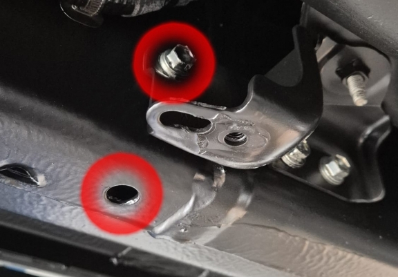 Steel differential guard for Toyota Hilux